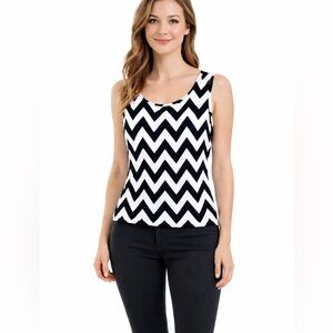 Julie’s closet Black White Sleeveless Zigzag Chiffon Hi-Low Blouse, Size M